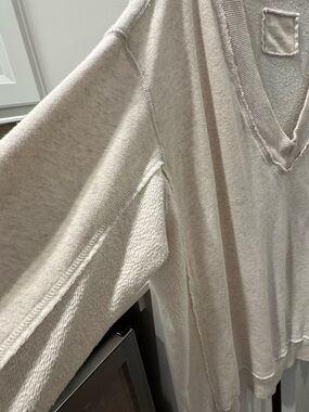 AERIE V-Neck Lightweight Knit Pullover - Oatmeal